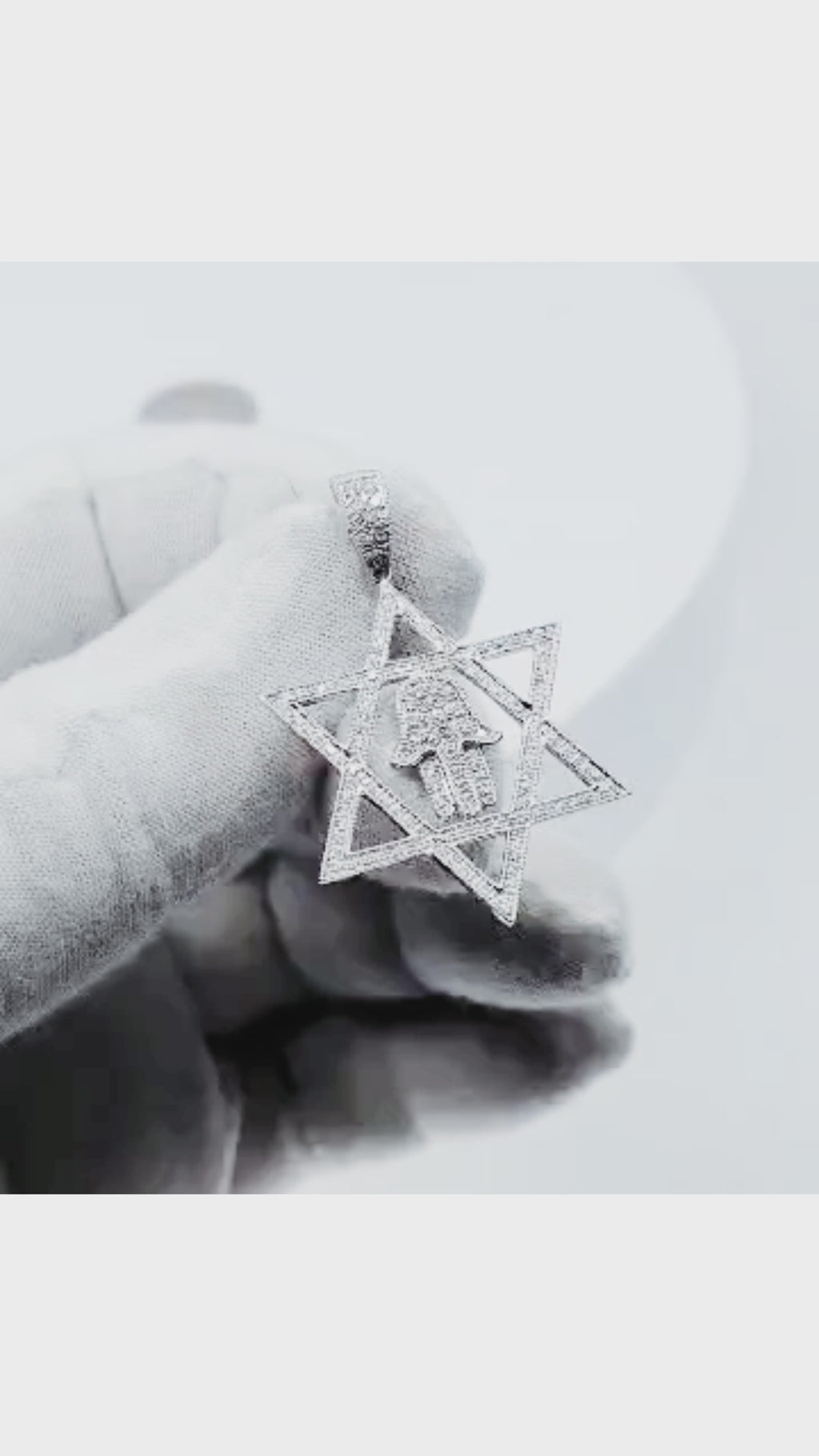 18K White Gold Star of David &amp; Hamsa Diamond Pendant - 1335