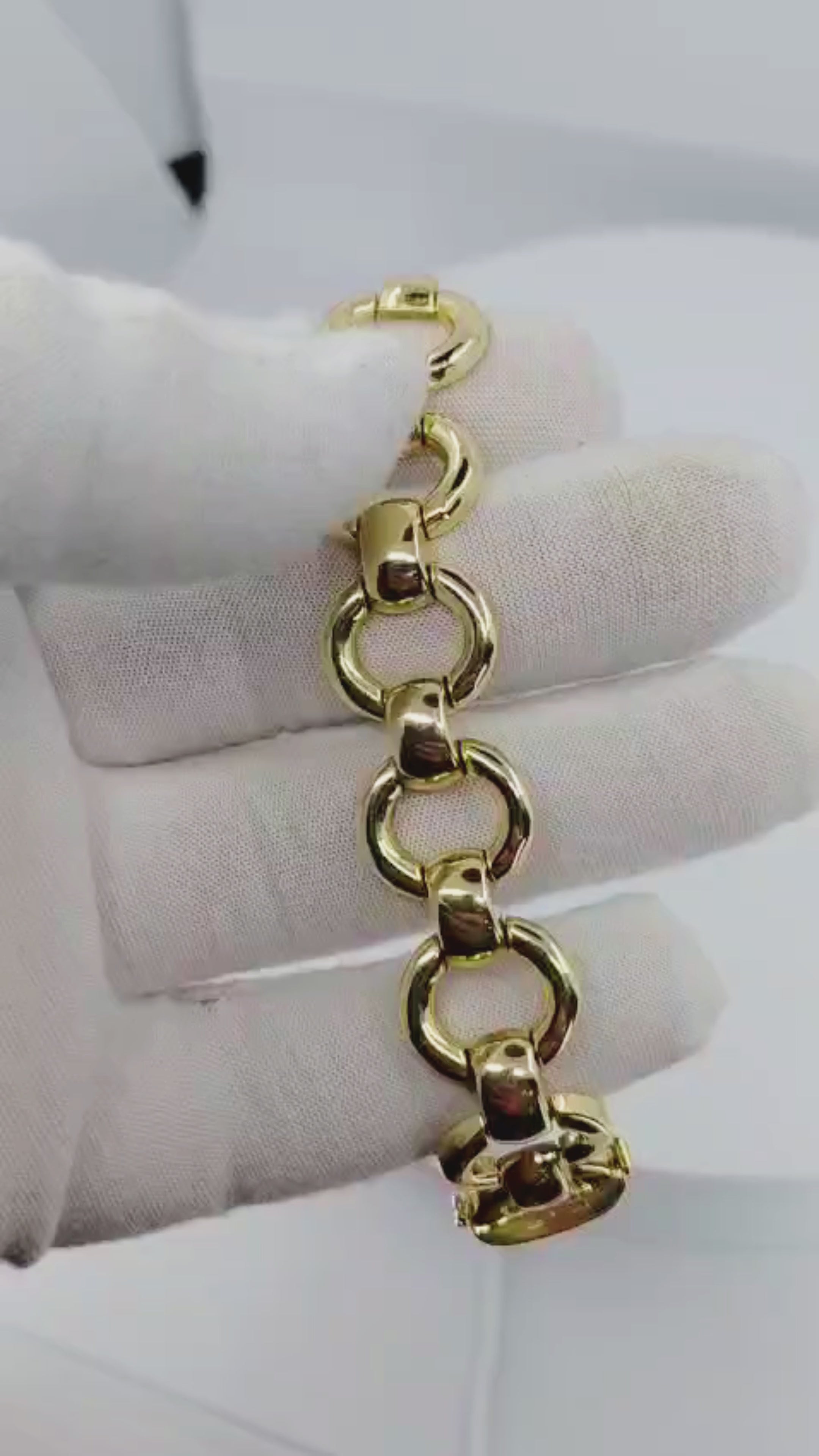 14K Yellow Gold Circle Lady Bracelet - 12A2